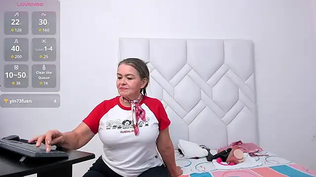 Snapshot of Mature_Hard chatting on 12-02-25, 08:48 Mature Hard online show from 12-02-25, 08:48