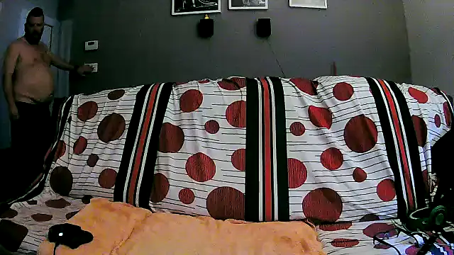 txan9876 online show from 12-23-25, 08:23