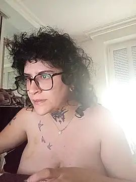 callmelouve online show from 10-09-25, 12:14