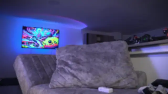 Snapshot of Frank_Farrell chatting on 10-06-25, 10:51 Frank Farrell online show from 10-06-25, 10:51