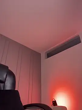 Snapshot of Frank_Farrell chatting on 11-10-25, 10:31 Frank Farrell online show from 11-10-25, 10:31