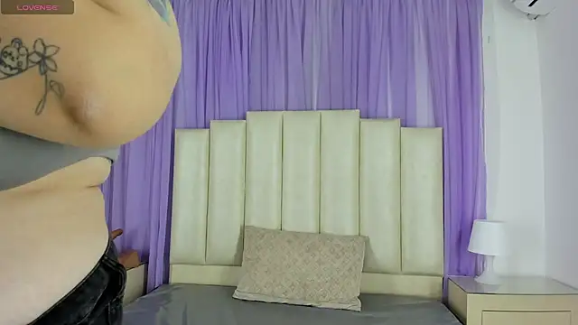 mollieblue69 online show from 12-08-24, 12:19