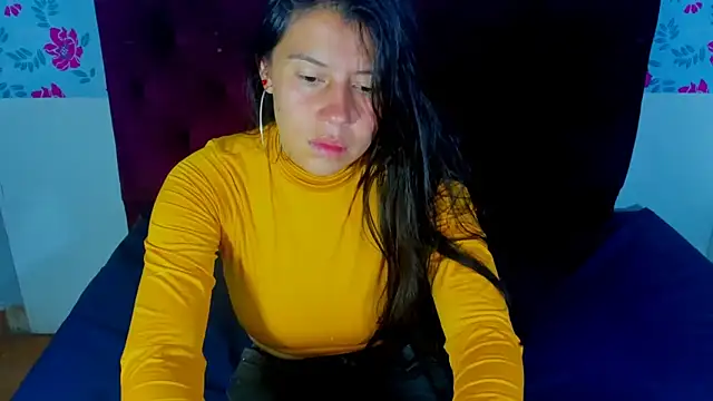 sandyquinnxx online show from 10-28-25, 01:03