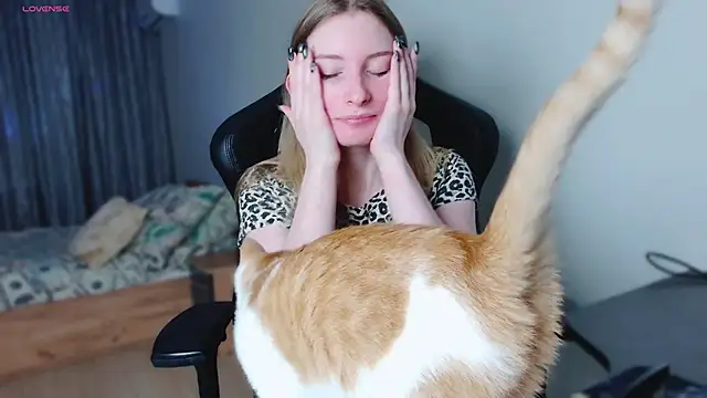  whiteprincess online show from 11-06-25, 10:49