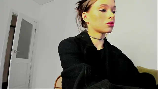 Snapshot of Kossie_ chatting on 10-19-25, 06:19 Kossie online show from 10-19-25, 06:19