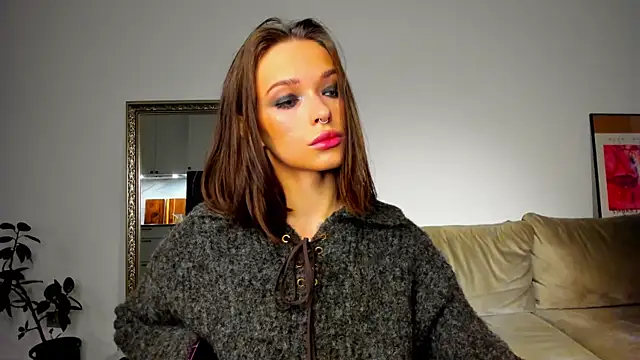 Snapshot of Kossie_ chatting on 12-05-25, 01:03 Kossie online show from 12-05-25, 01:03