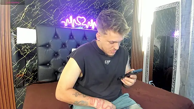 keane lee online show from 10-22-25, 12:49