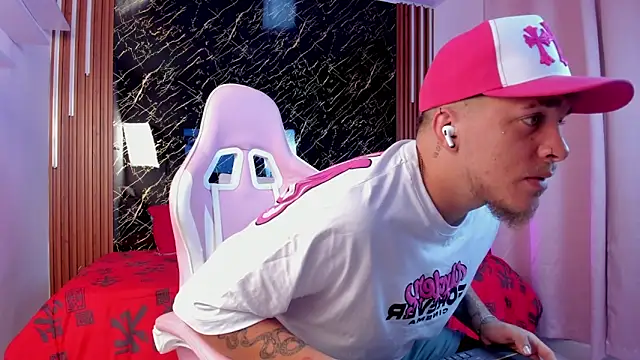 keane lee online show from 01-06-26, 01:04