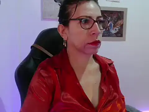 Chayla Ruiz online show from 01-07-25, 12:41