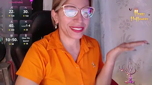 Snapshot of Chayla_Ruiz chatting on 12-04-25, 10:24 Chayla Ruiz online show from 12-04-25, 10:24