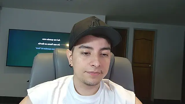 Jhoan saenz online show from 11-15-25, 04:54