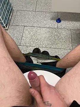 Snapshot of xtimmii chatting on 12-09-24, 05:19 xtimmii online show from 12-09-24, 05:19