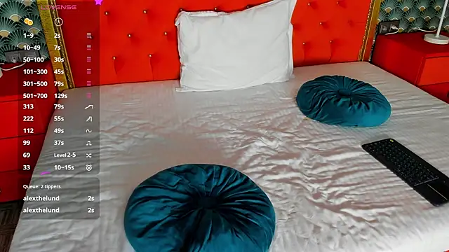 VallerieJones online show from 10-06-25, 10:29