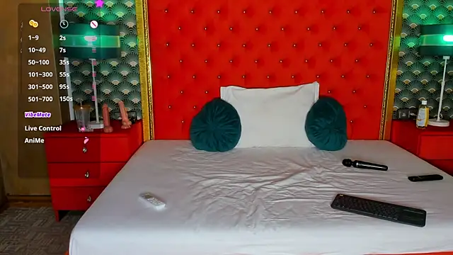 VallerieJones online show from 12-05-25, 02:03