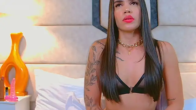 Snapshot of April_Cutee chatting on 02-26-25, 08:33 April Cutee online show from 02-26-25, 08:33