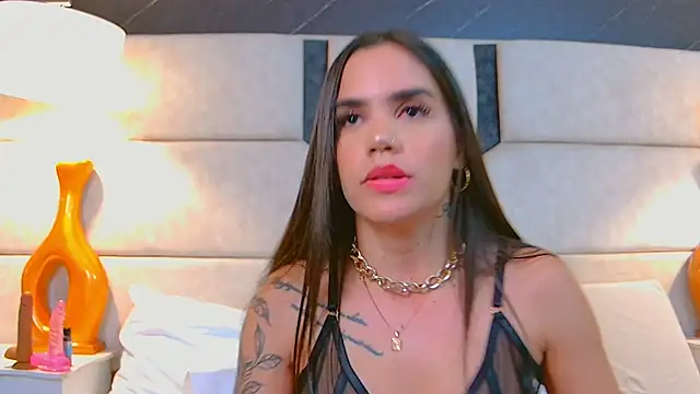 Snapshot of April_Cutee chatting on 02-26-25, 11:37 April Cutee online show from 02-26-25, 11:37