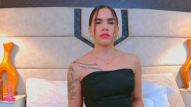 Snapshot of April_Cutee chatting on 03-03-25, 07:39 April Cutee online show from 03-03-25, 07:39