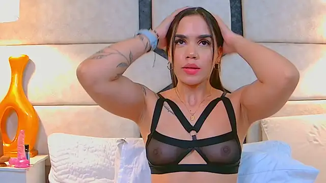 Snapshot of April_Cutee chatting on 03-08-25, 02:12 April Cutee online show from 03-08-25, 02:12