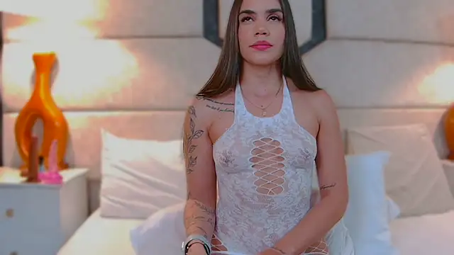 Snapshot of April_Cutee chatting on 03-15-25, 07:48 April Cutee online show from 03-15-25, 07:48