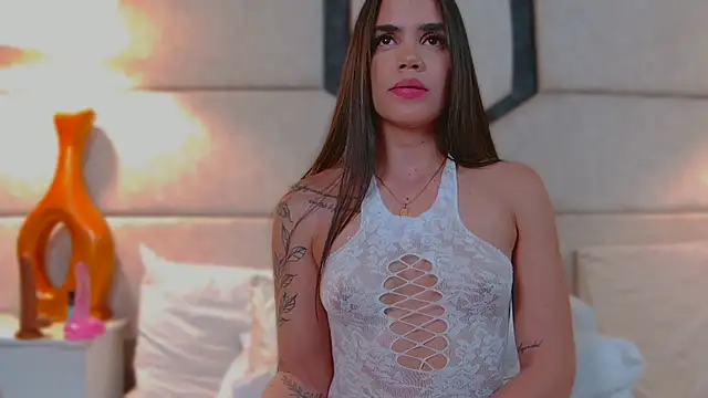 Snapshot of April_Cutee chatting on 03-16-25, 01:59 April Cutee online show from 03-16-25, 01:59