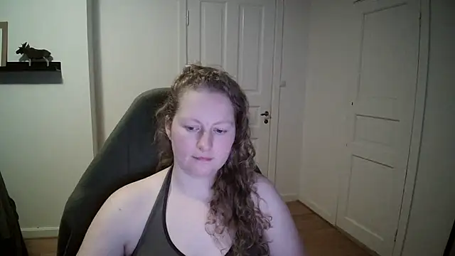 Snapshot of Girlnina-1995 chatting on 12-02-24, 11:45 Girlnina-1995 online show from 12-02-24, 11:45