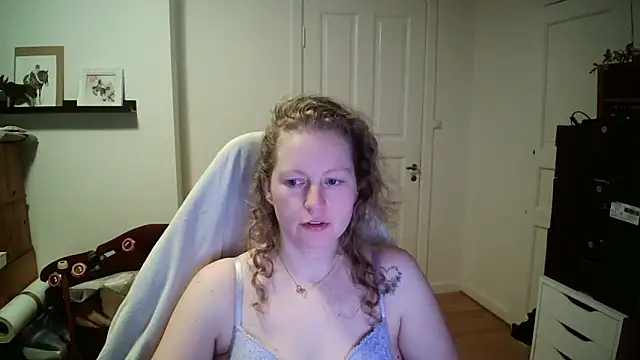 Girlnina-1995 online show from 02-23-26, 10:07