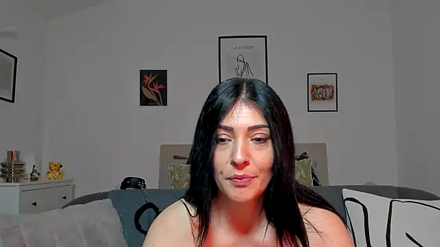 AryaSummersReal online show from 01-26-25, 11:50