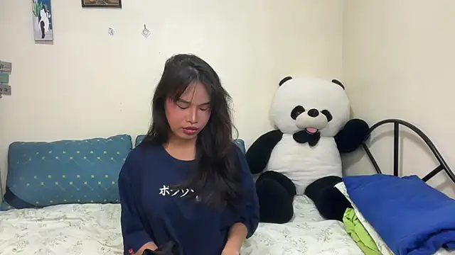 rihanna22 online show from 11-17-25, 01:50