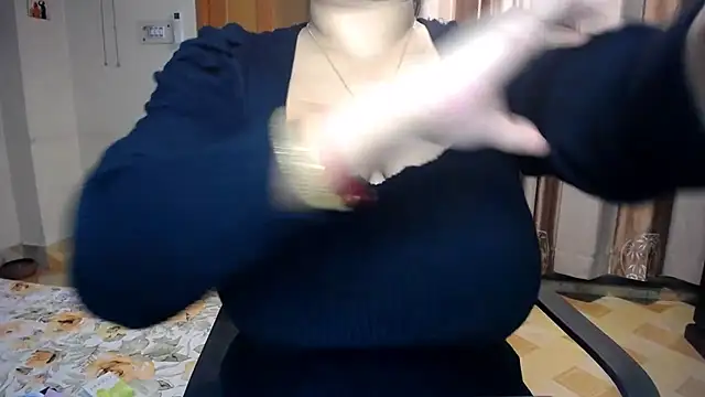 Snapshot of lady_maeda_ chatting on 11-20-25, 07:02 lady maeda online show from 11-20-25, 07:02