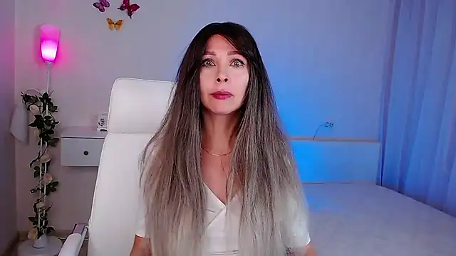 wendifoste online show from 11-21-25, 06:28