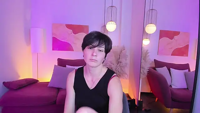 Snapshot of LorenDaze chatting on 10-24-25, 02:24 LorenDaze online show from 10-24-25, 02:24