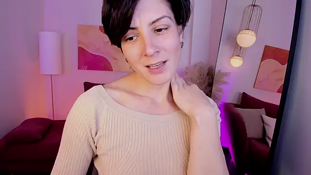 Snapshot of LorenDaze chatting on 11-14-25, 02:27 LorenDaze online show from 11-14-25, 02:27