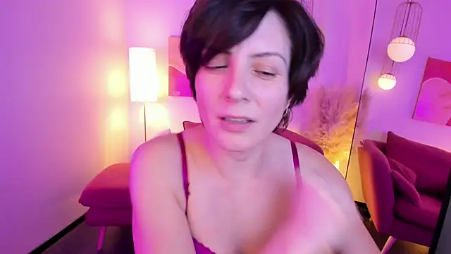 LorenDaze online show from 12-13-25, 07:53