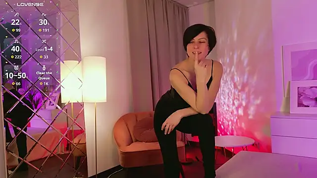 LorenDaze online show from 02-04-26, 07:36