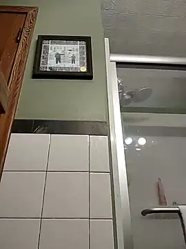 Snapshot of eatmeplease44 chatting on 01-20-25, 09:32 eatmeplease44 online show from 01-20-25, 09:32