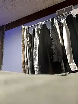 Snapshot of eatmeplease44 chatting on 03-12-25, 03:24 eatmeplease44 online show from 03-12-25, 03:24