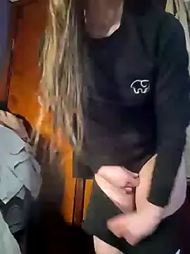 Snapshot of eatmeplease44 chatting on 03-13-25, 06:37 eatmeplease44 online show from 03-13-25, 06:37