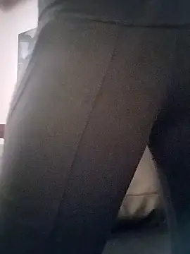 Snapshot of eatmeplease44 chatting on 09-15-25, 09:42 eatmeplease44 online show from 09-15-25, 09:42