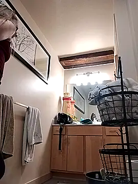 Snapshot of eatmeplease44 chatting on 09-16-25, 12:55 eatmeplease44 online show from 09-16-25, 12:55