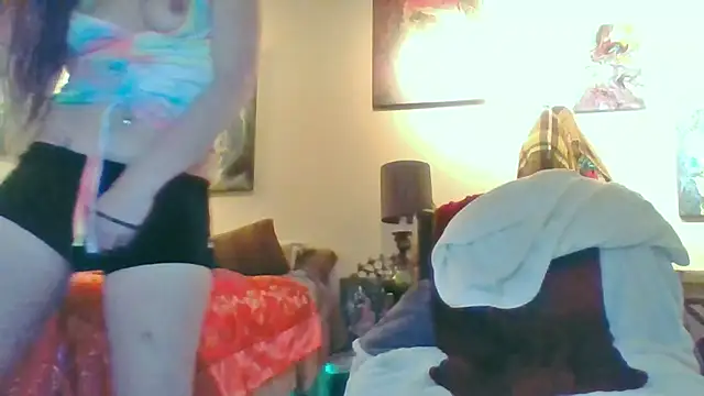 Snapshot of eatmeplease44 chatting on 09-24-25, 05:49 eatmeplease44 online show from 09-24-25, 05:49