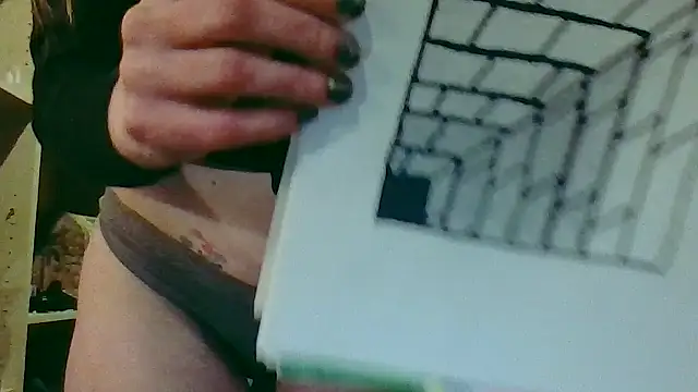 Snapshot of eatmeplease44 chatting on 10-12-25, 06:56 eatmeplease44 online show from 10-12-25, 06:56