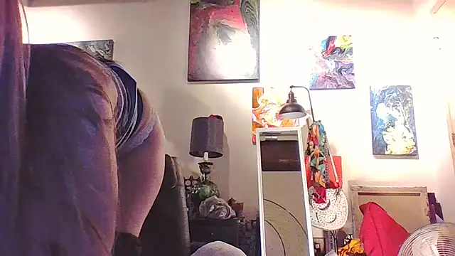 Snapshot of eatmeplease44 chatting on 11-16-25, 11:16 eatmeplease44 online show from 11-16-25, 11:16