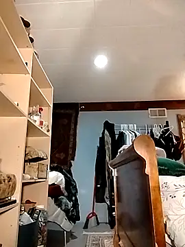 eatmeplease44 online show from 02-10-26, 03:38