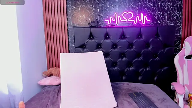 Tamara-evans online show from 02-07-25, 07:27