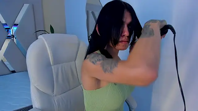 malejabenzz online show from 02-24-25, 07:41