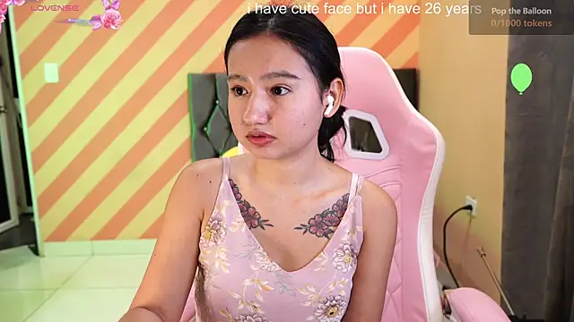Snapshot of Pinkie_Princes chatting on 01-25-25, 12:06 Pinkie Princes online show from 01-25-25, 12:06