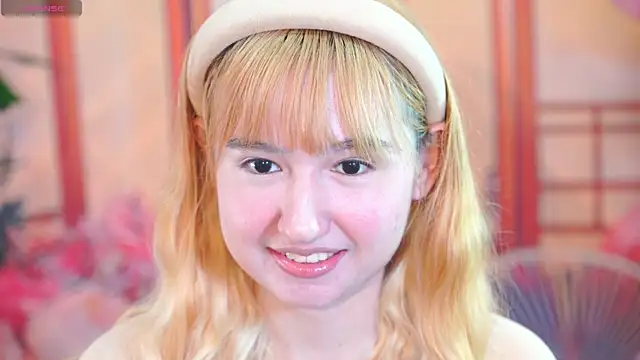 Snapshot of Pinkie_Princes chatting on 11-20-25, 02:45 Pinkie Princes online show from 11-20-25, 02:45