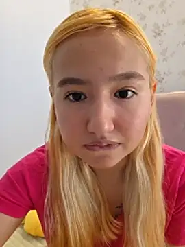 Pinkie Princes online show from 12-04-25, 03:43