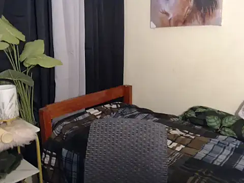 Snapshot of sweetyula chatting on 01-07-25, 01:06 sweetyula online show from 01-07-25, 01:06