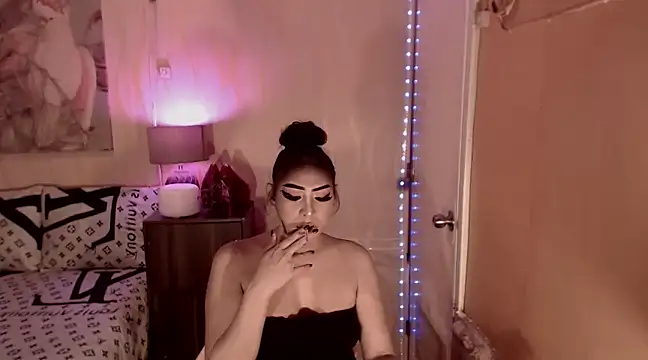 Biancafoxie online show from 03-05-25, 07:49